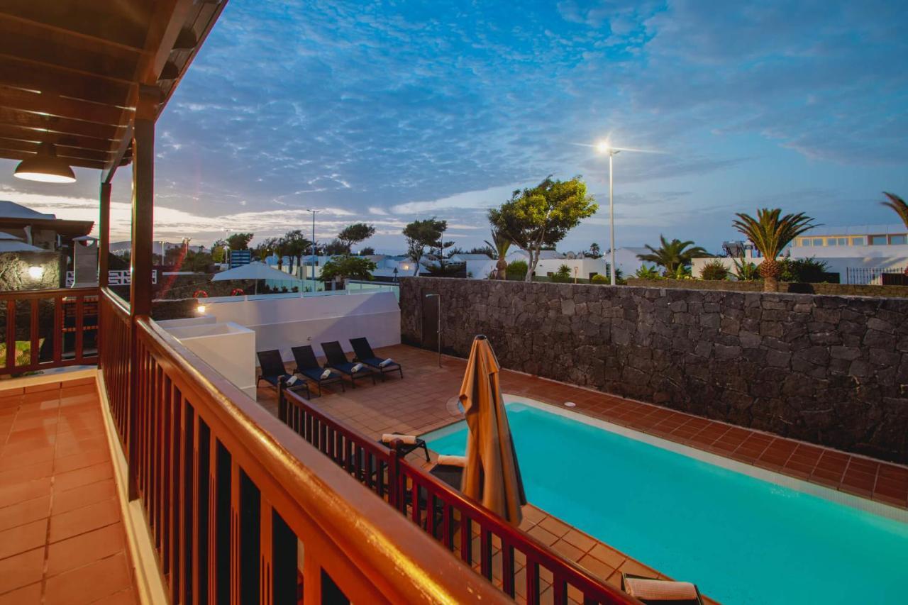 Stylish 6 Bedroom Villa Princesa - Hot Tub - Heated Pool - Near Beach & Waterparks Playa Blanca Dış mekan fotoğraf